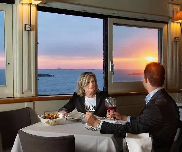 Palazzo Del Capitolo - By I Bastioni San Domenico Bed & Breakfast 3*