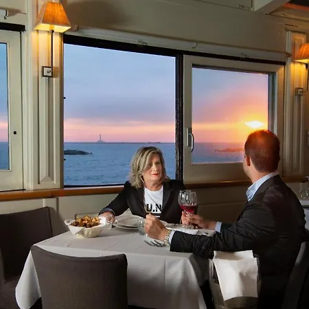 Palazzo Del Capitolo - By I Bastioni San Domenico Bed & Breakfast 4*