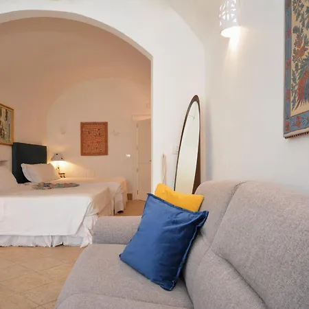 Palazzo Del Capitolo - By I Bastioni San Domenico 3*
