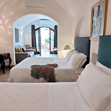 Palazzo Del Capitolo - By I Bastioni San Domenico Bed & Breakfast Gallipoli