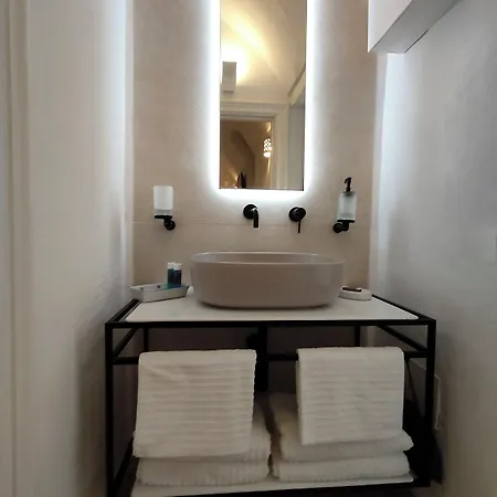 Palazzo Del Capitolo - By I Bastioni San Domenico Bed & Breakfast
